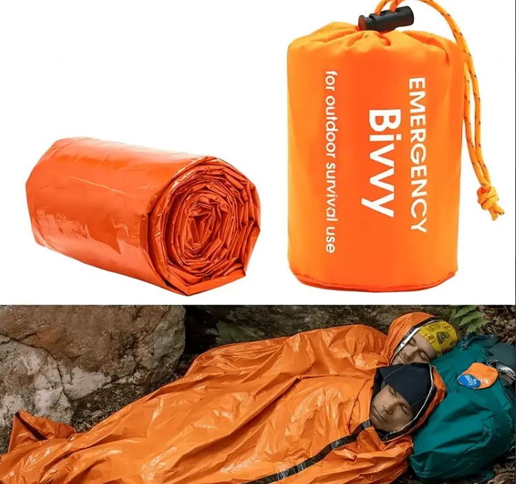 Winter Hiking: Top 10 Essential Accessories for Safety and Comfort 9 Bivi